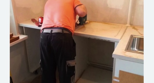 Сборка кухонного гарнитура. Низино